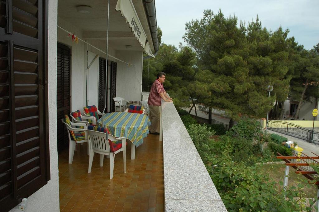 Apartments Jurina Krk Town Ruang foto